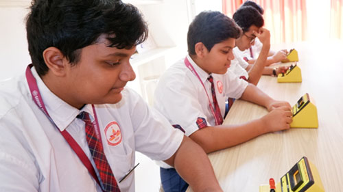 Physics Lab Image